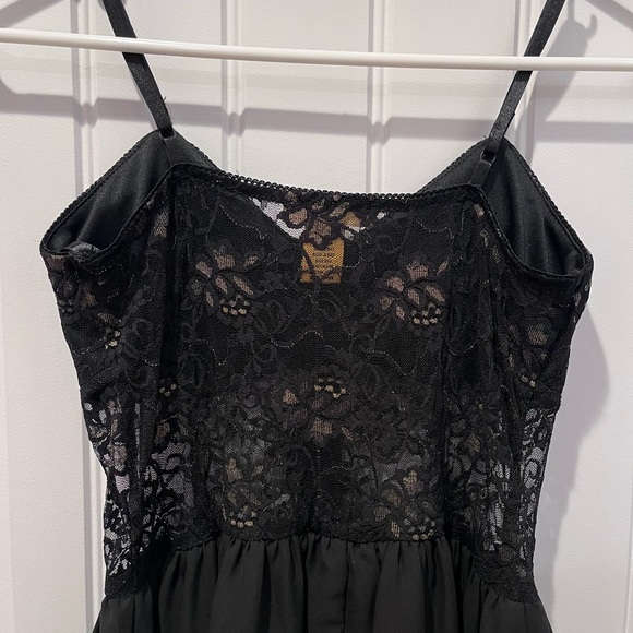 Vintage 90s Black Lace High-Low Dress Goth Witchy Emo Whimsigoth Flowy Y2K - Picture 10 of 14